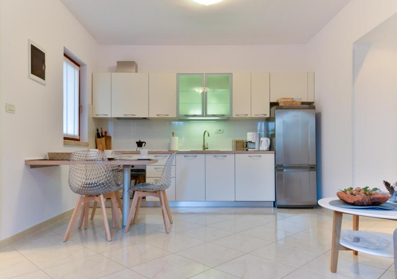 Apartments Leona 우마그 외부 사진